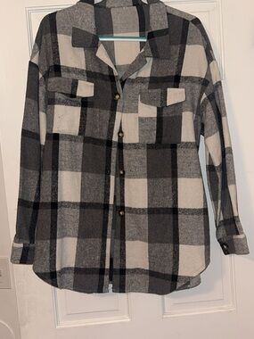 Black & White Plaid Utility Shacket Jacket